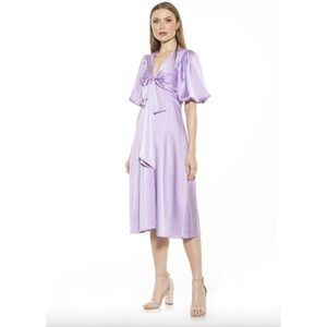 NWT- Alexa Admor  Lavender Midi Dress